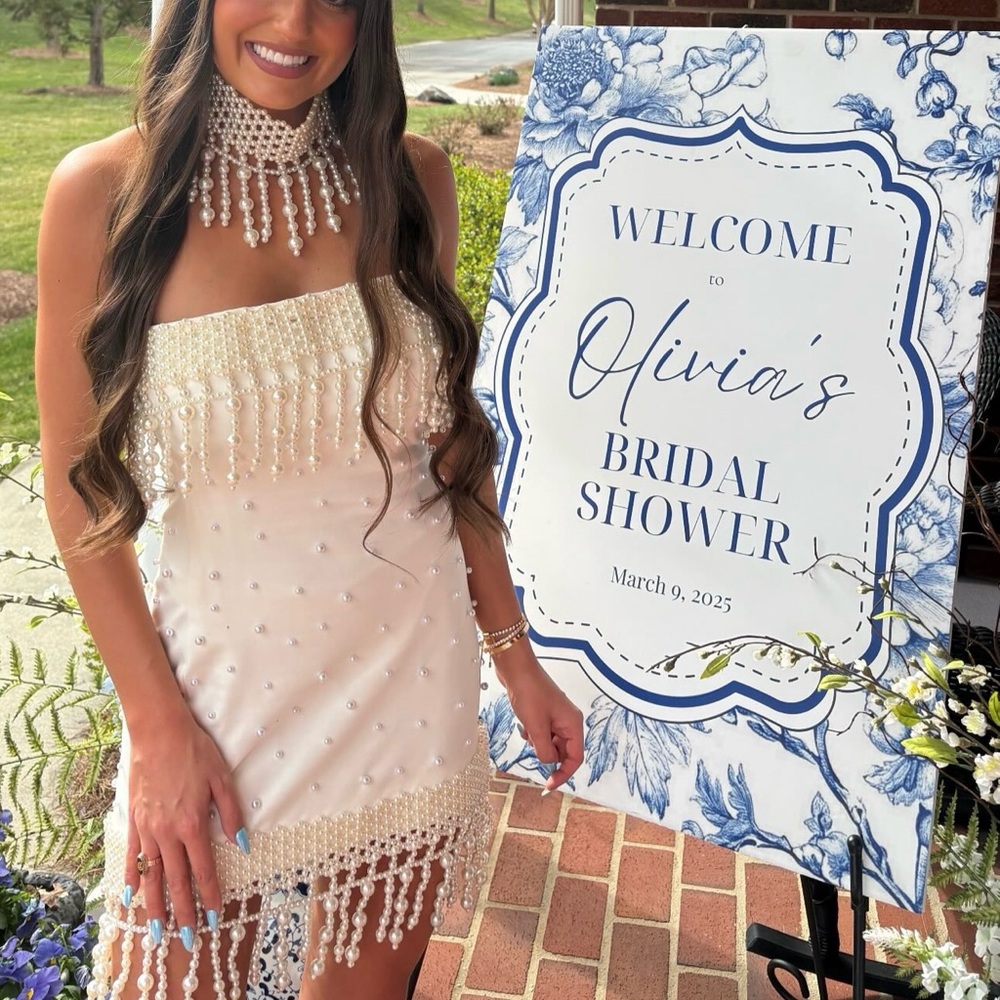 Elegant White Pearl-Embellished Dress (Size Small)